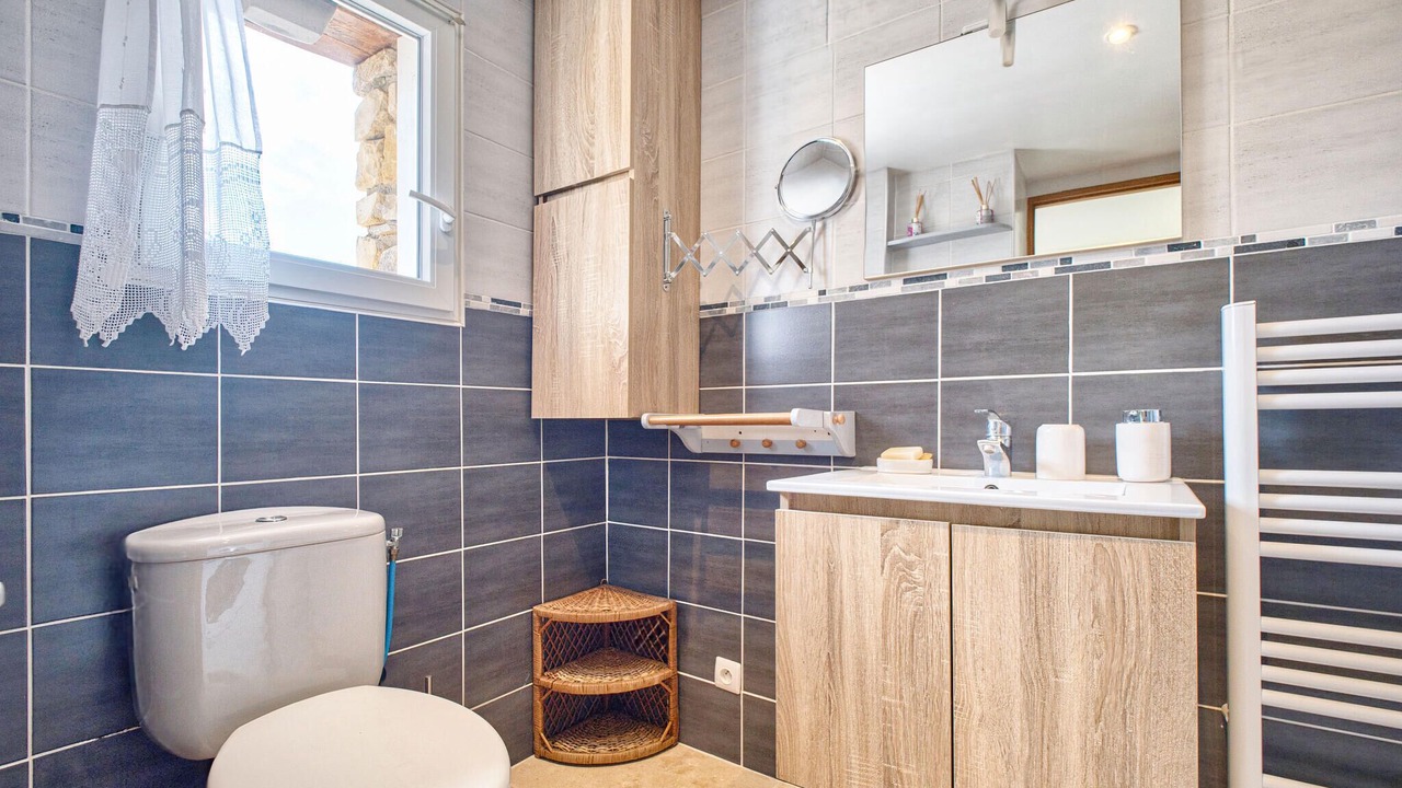 Photo of Bathroom in Payzac