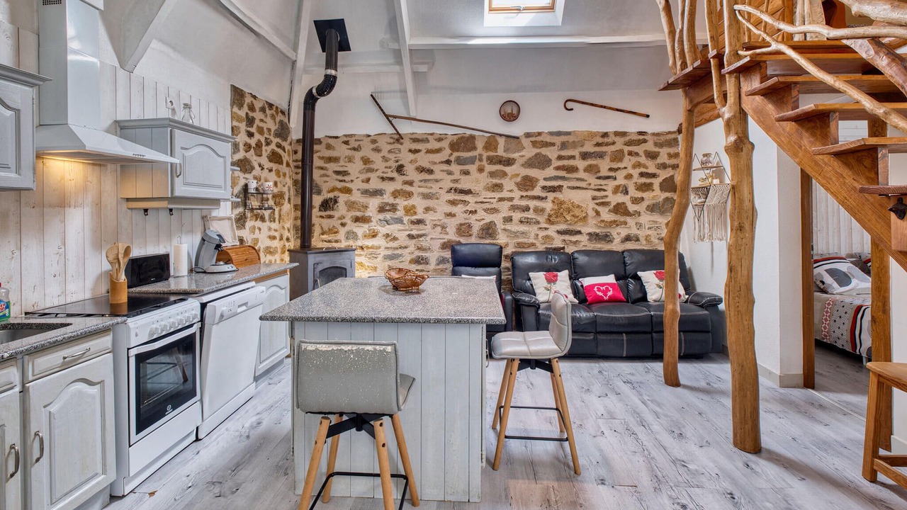 Photo of Bedroom in Payzac