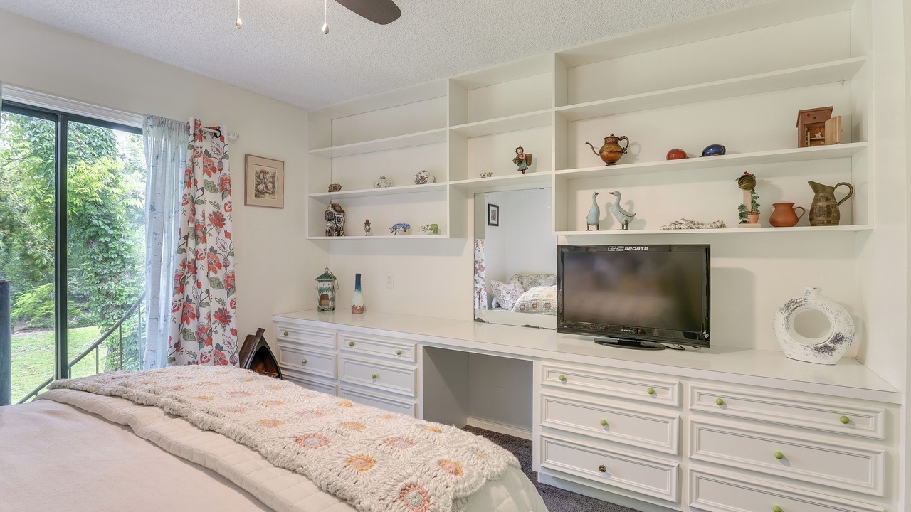 Photo of Bedroom in Bailey's Prairie