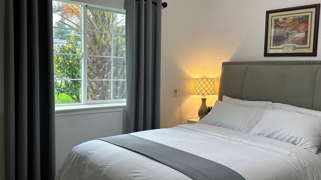 Photo of Bedroom in Arden-Arcade