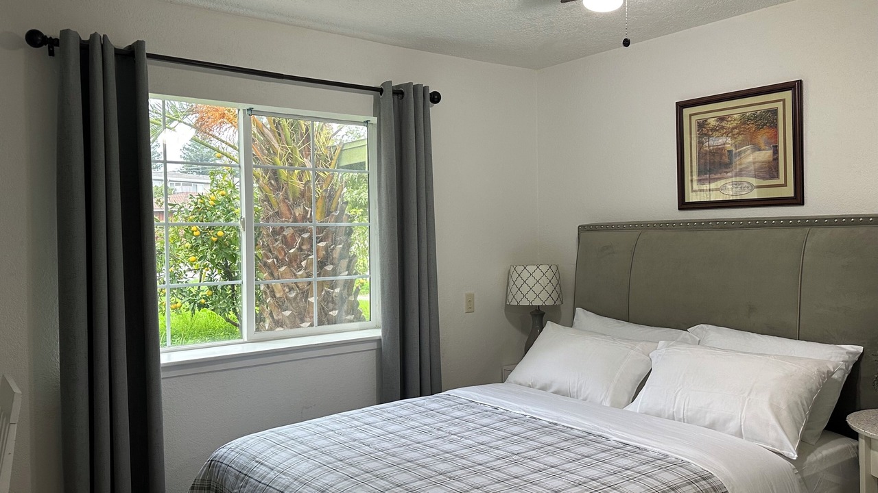 Photo of Bedroom in Arden-Arcade