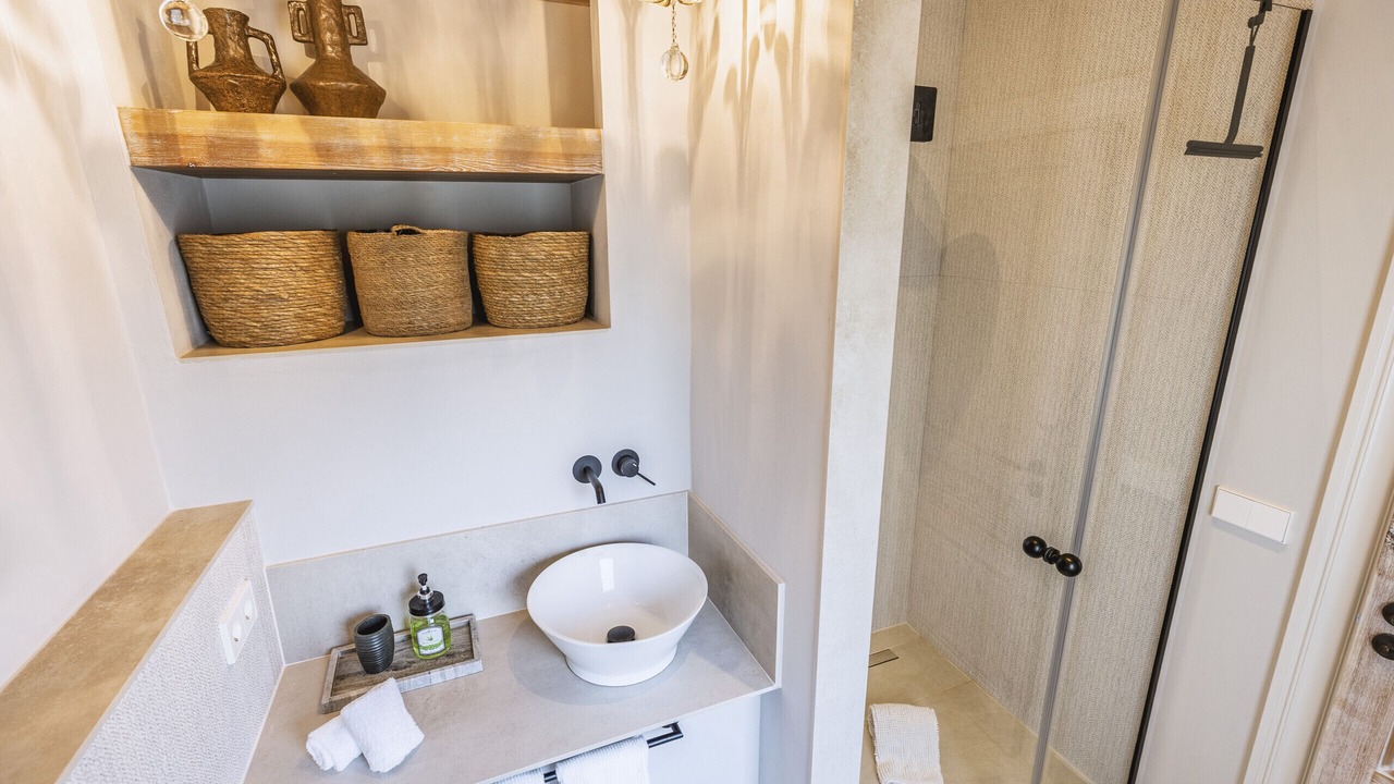 Photo of Bathroom in Aduanas