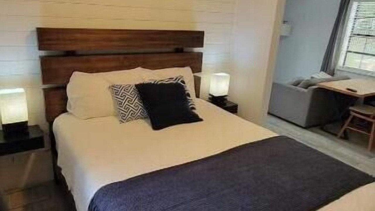 Photo of Bedroom in Weston