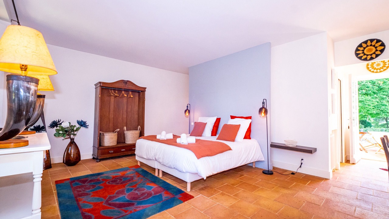 Photo of Bathroom in Castelnau-de-Montmiral