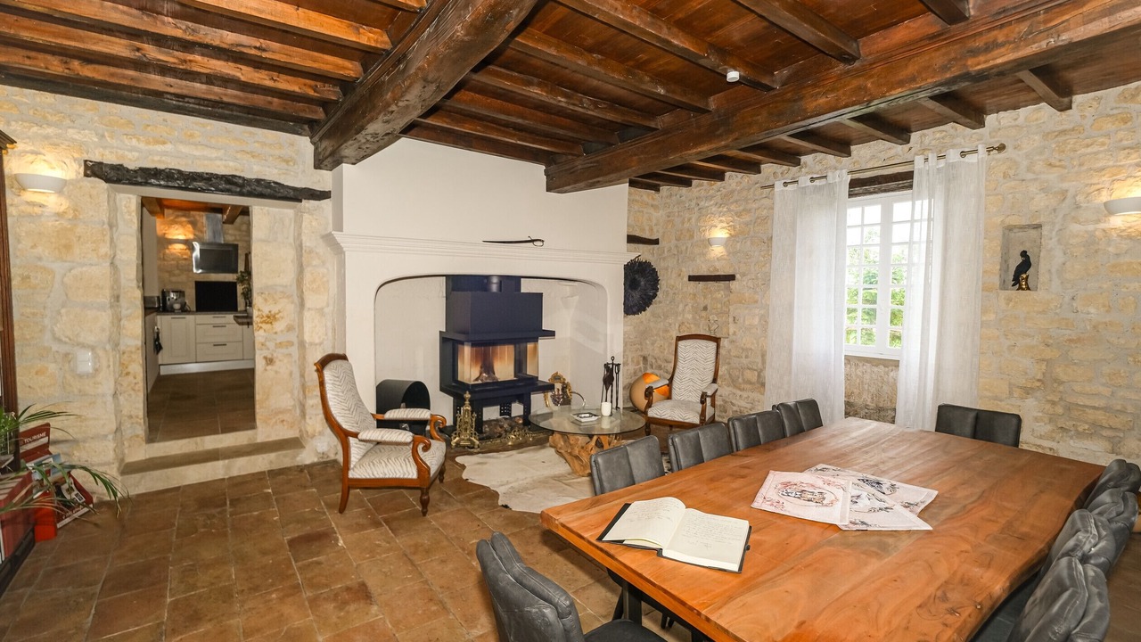 Photo of Livingroom in Frausseilles