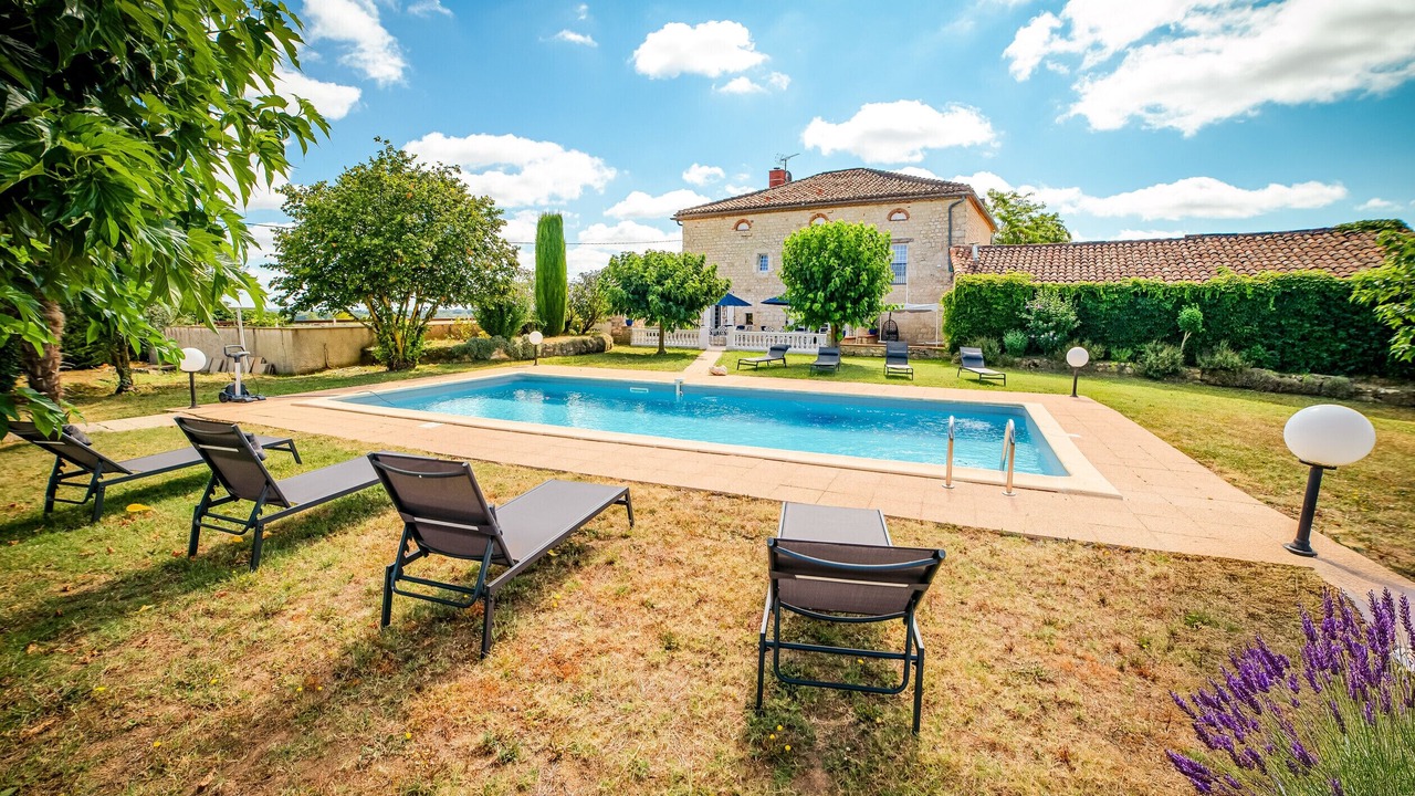 Photo of Outdoor in Frausseilles
