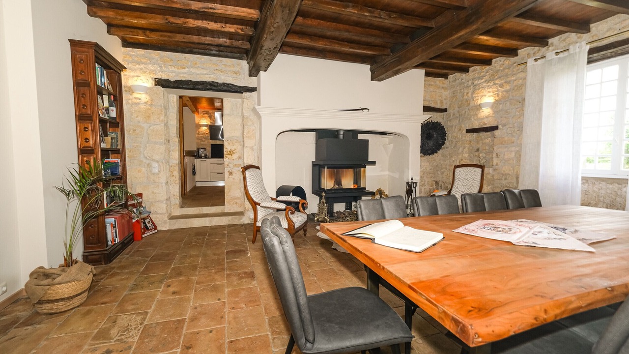 Photo of Livingroom in Frausseilles