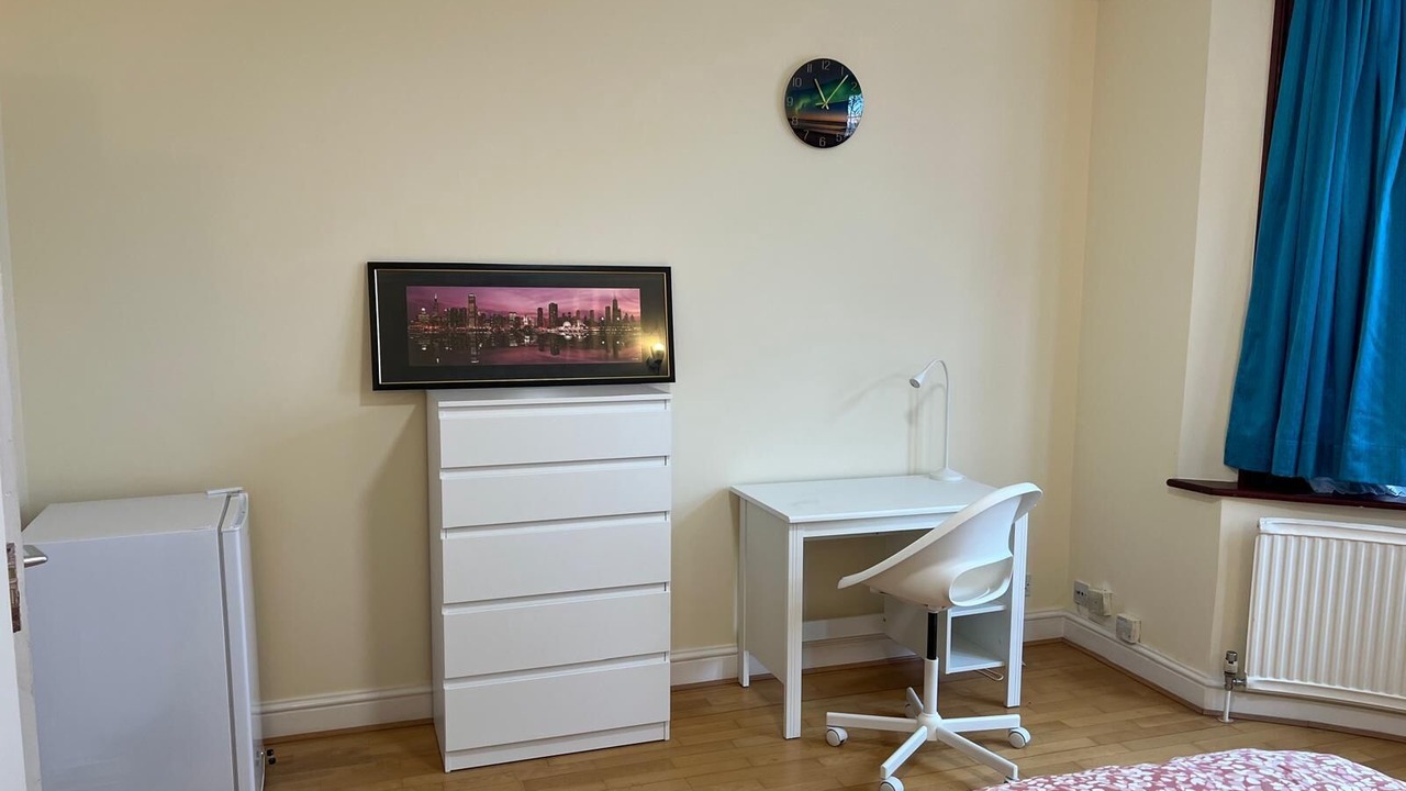 Photo of Bedroom in Mayfield