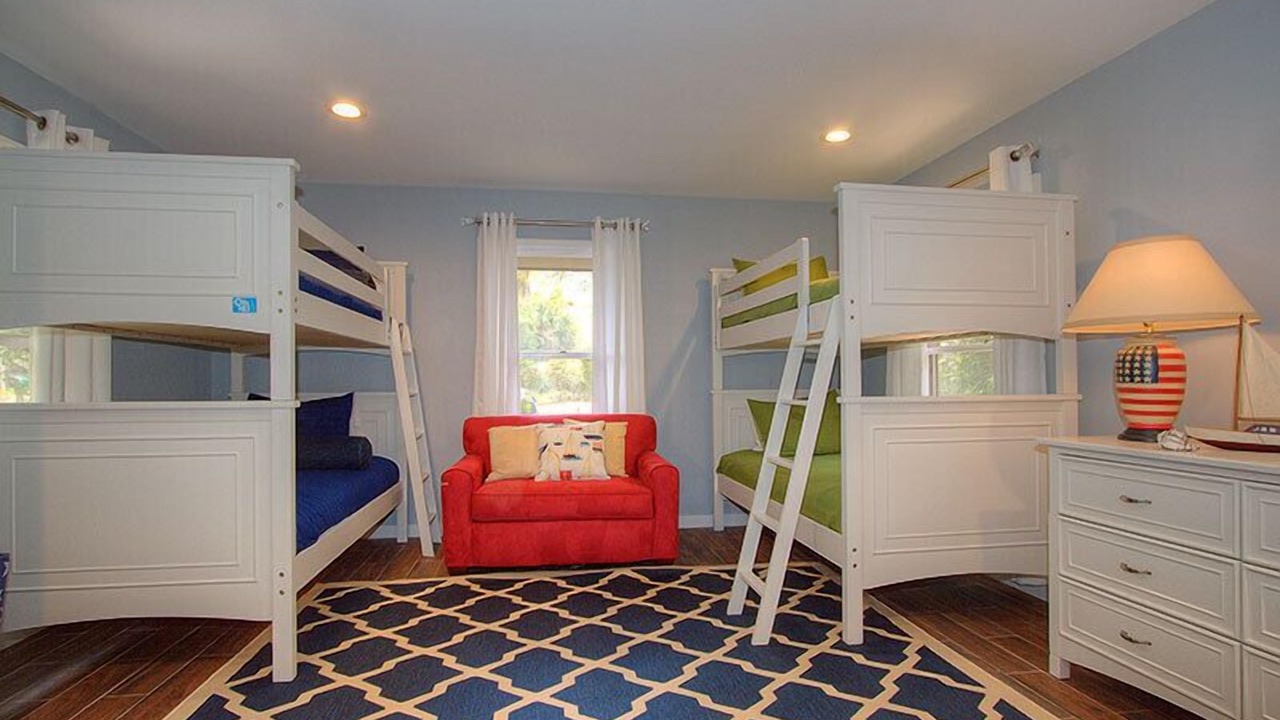 Photo of Bedroom in Beach Lagoon