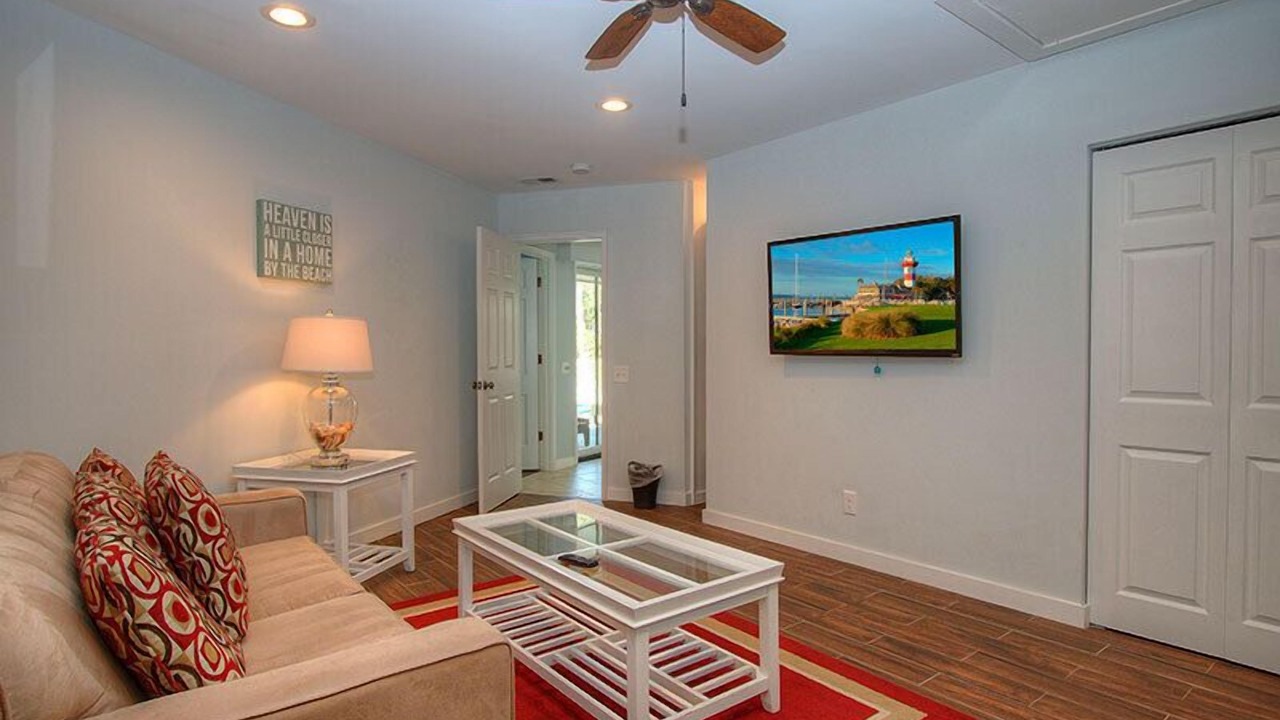 Photo of Livingroom in Beach Lagoon