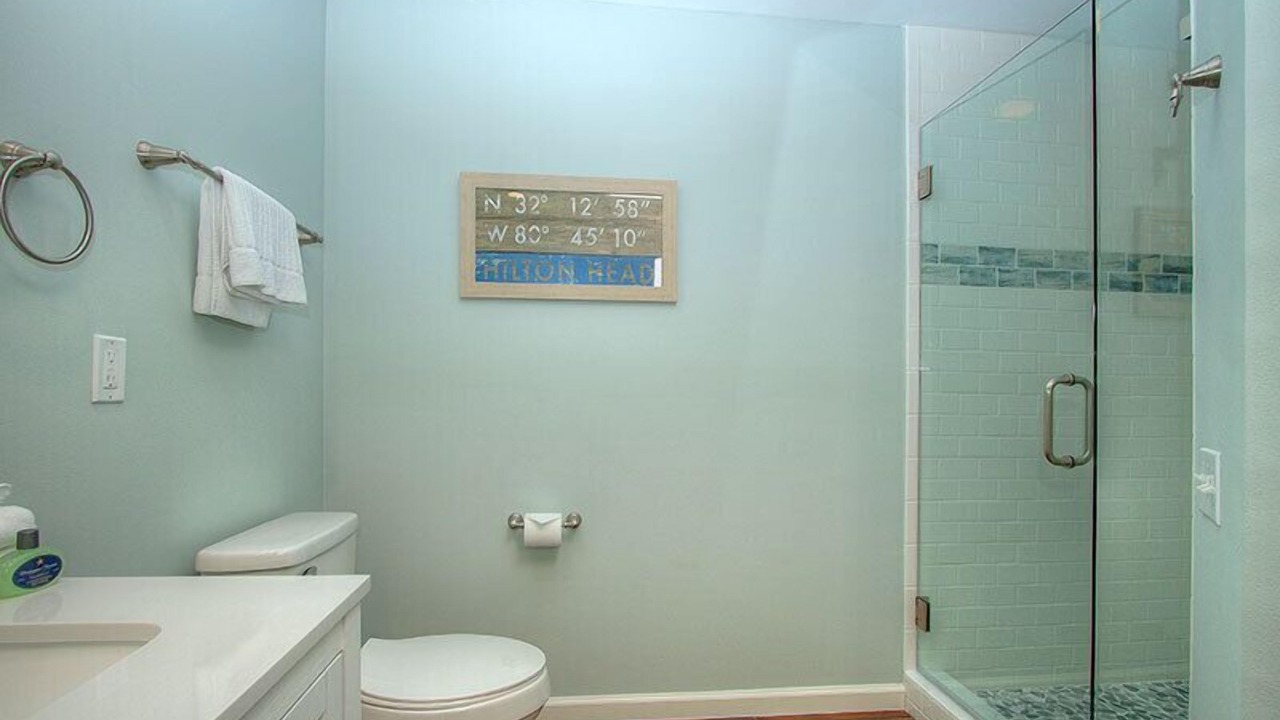 Photo of Bathroom in Beach Lagoon