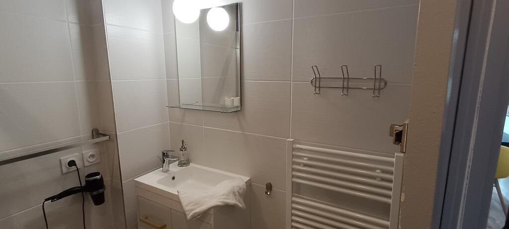 Photo of Bathroom in Le Marais