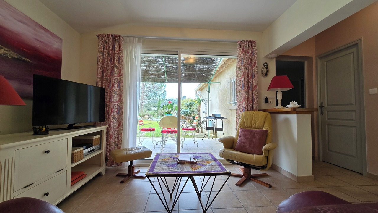 Photo of Livingroom in Montsegur-sur-Lauzon