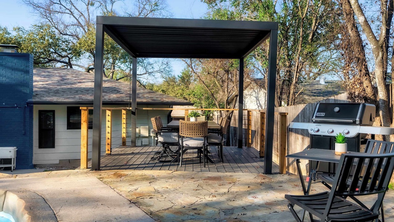 Photo of Outdoor in Barton Hills