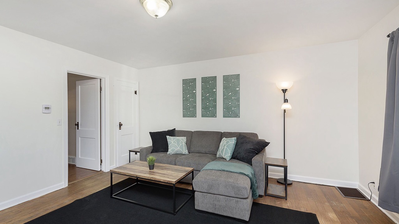 Photo of Livingroom in Speedway