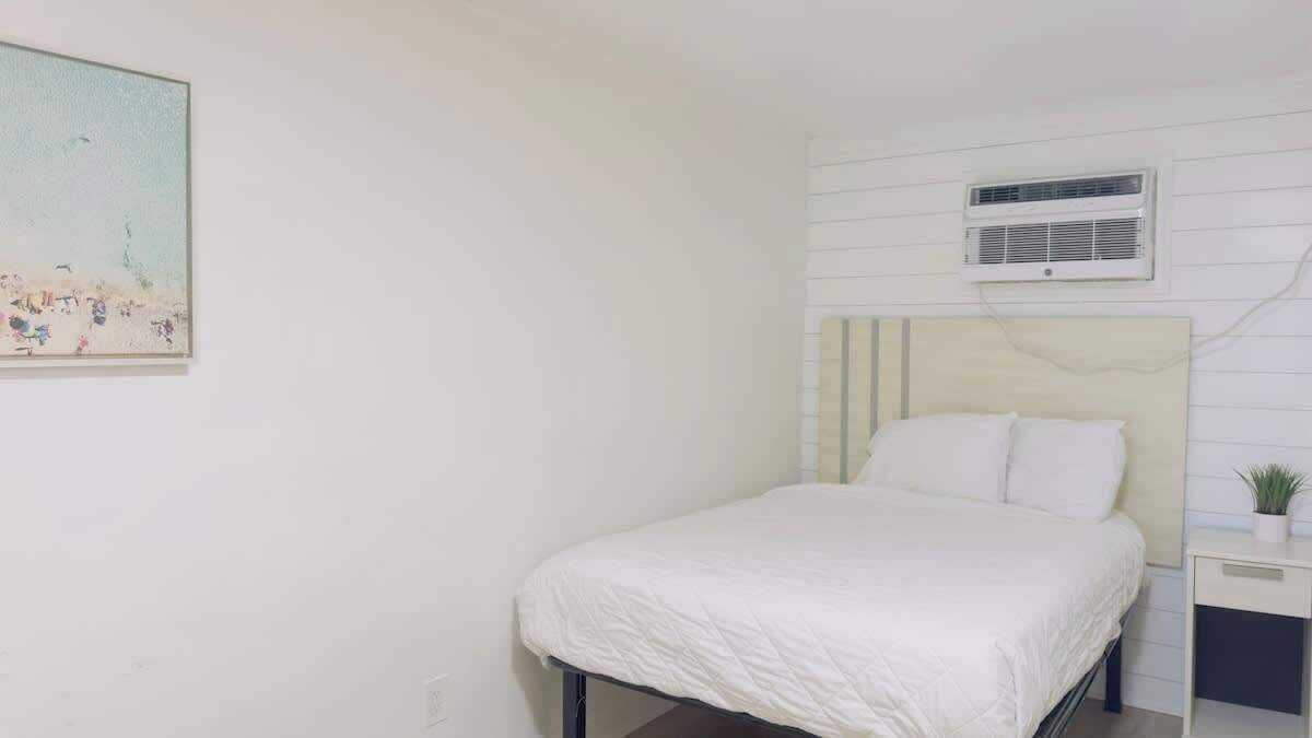 Photo of Bedroom in Downtown Myrtle Beach