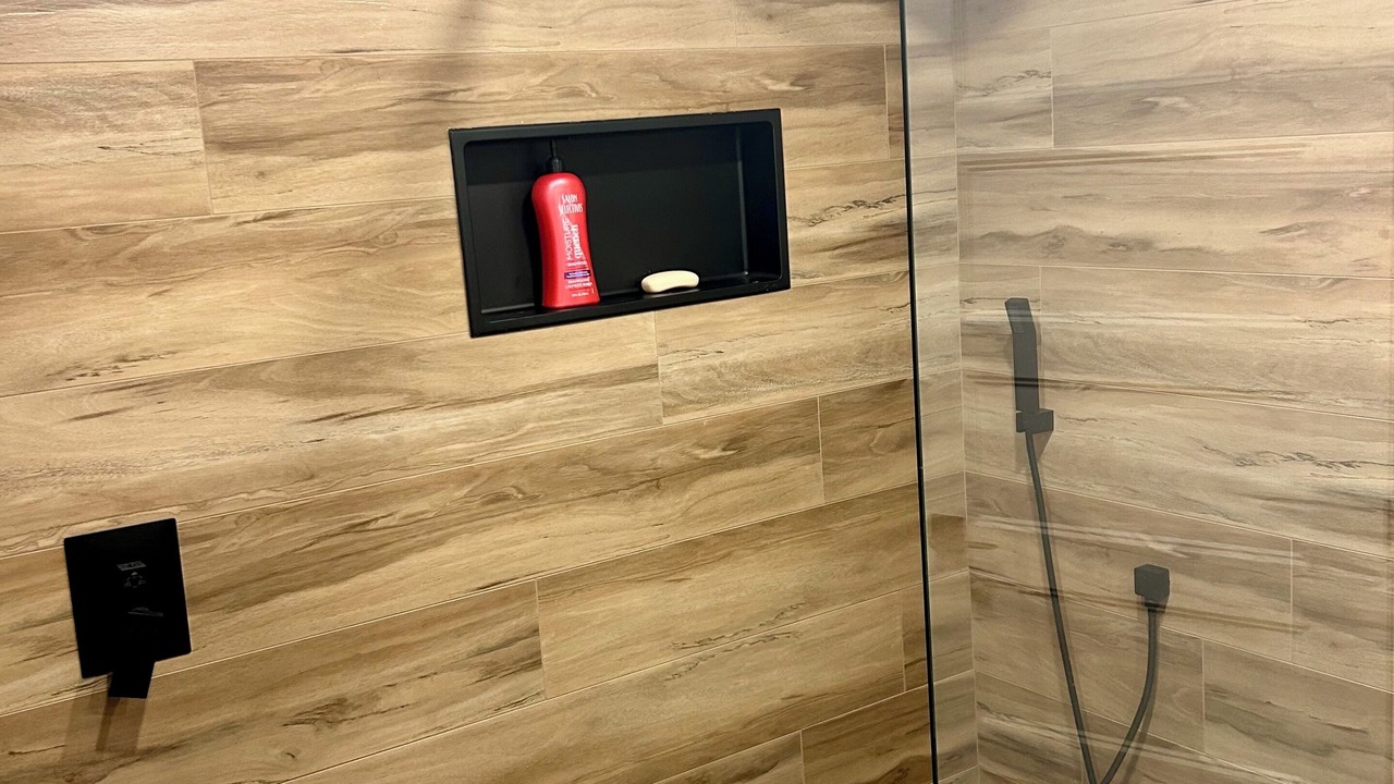 Photo of Bathroom in Saint-David-de-Falardeau