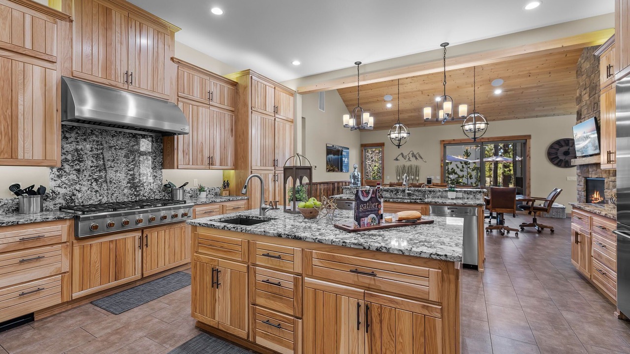 Photo of Bedroom in Sunriver