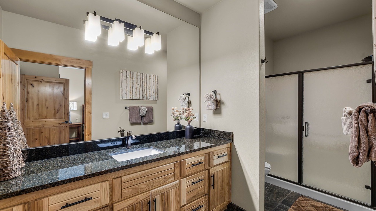 Photo of Bathroom in Sunriver