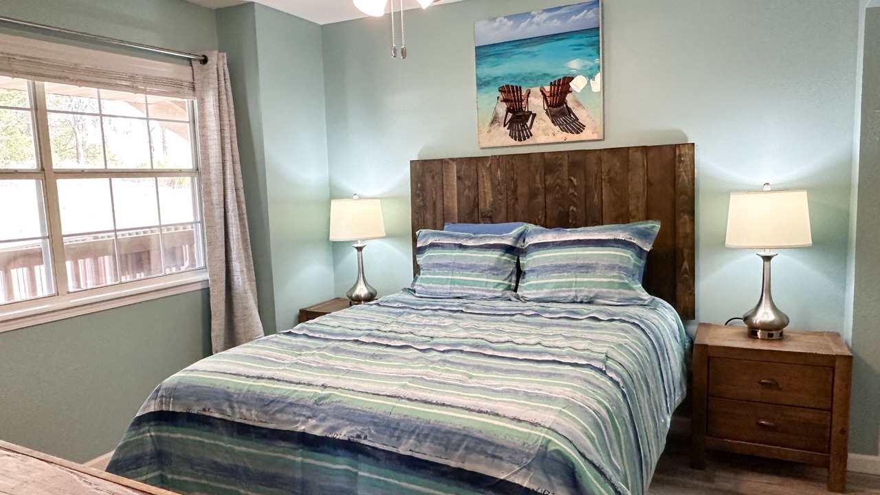 Photo of Bedroom in Reeds Spring
