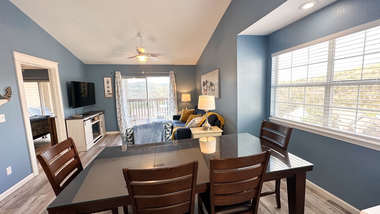 Photo of Livingroom in Reeds Spring