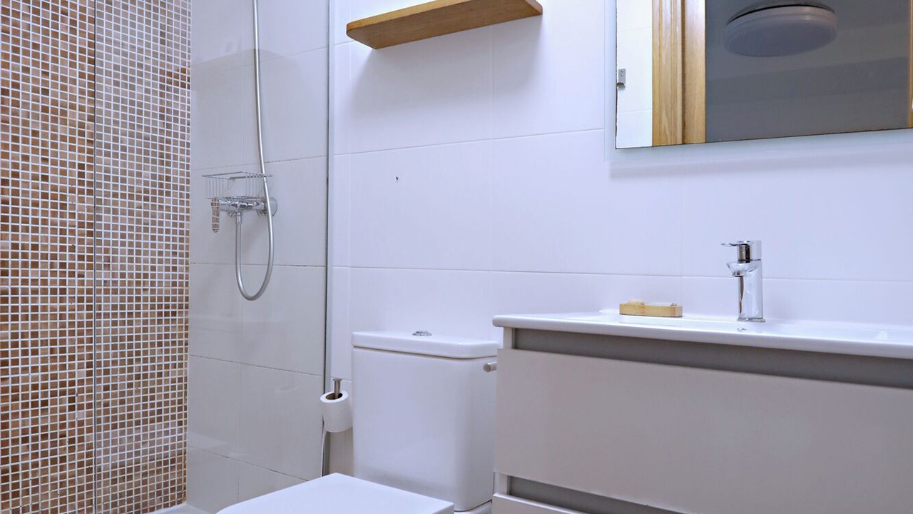 Photo of Bathroom in Allin