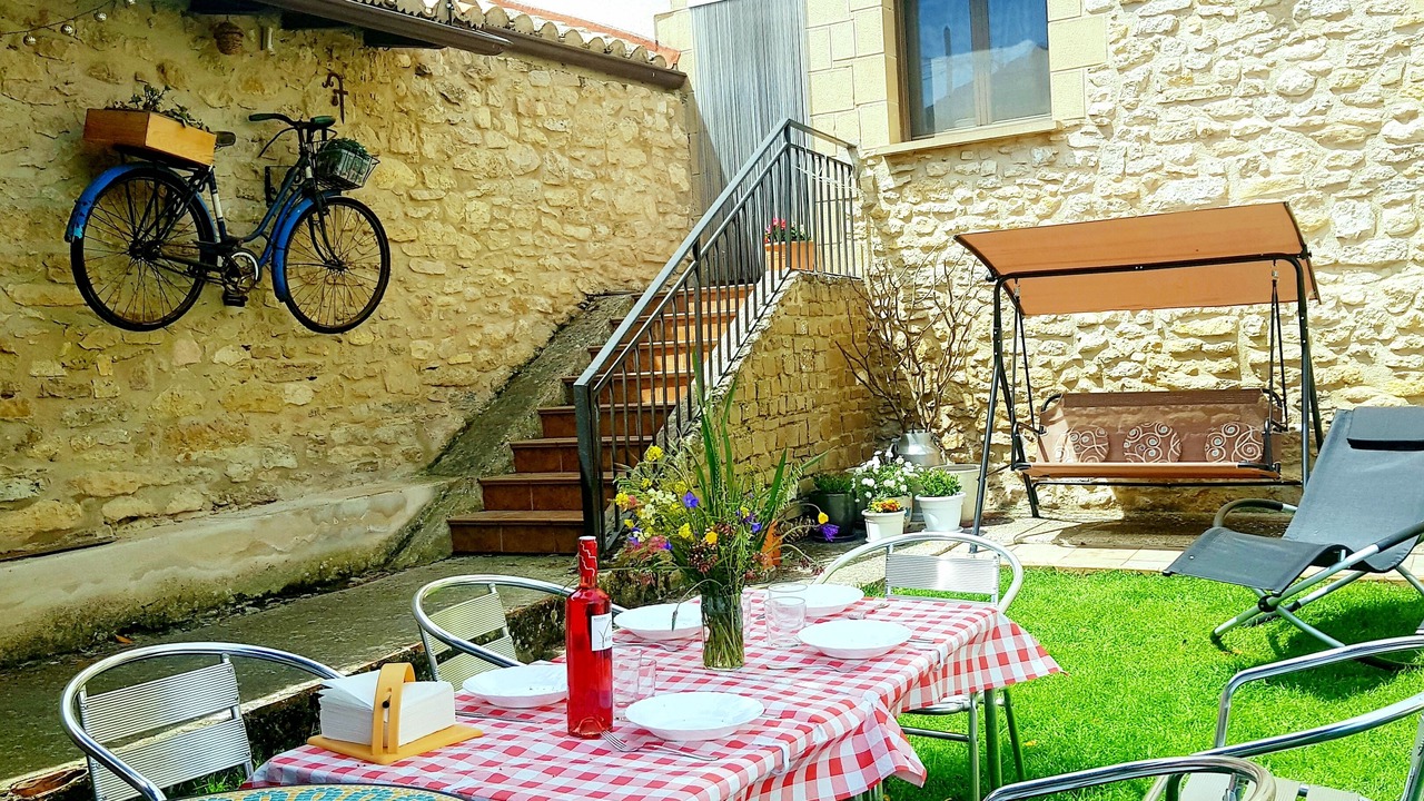 Photo of Outdoor in Allin