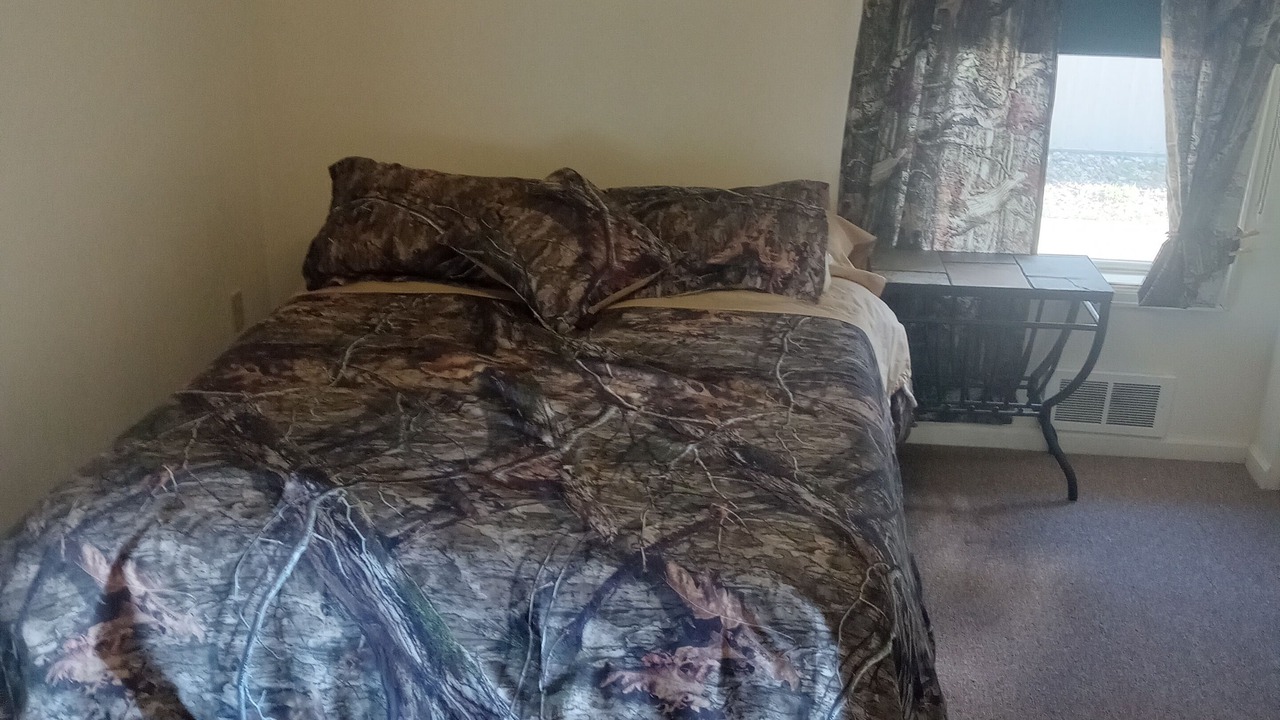 Photo of Bedroom in Glendo