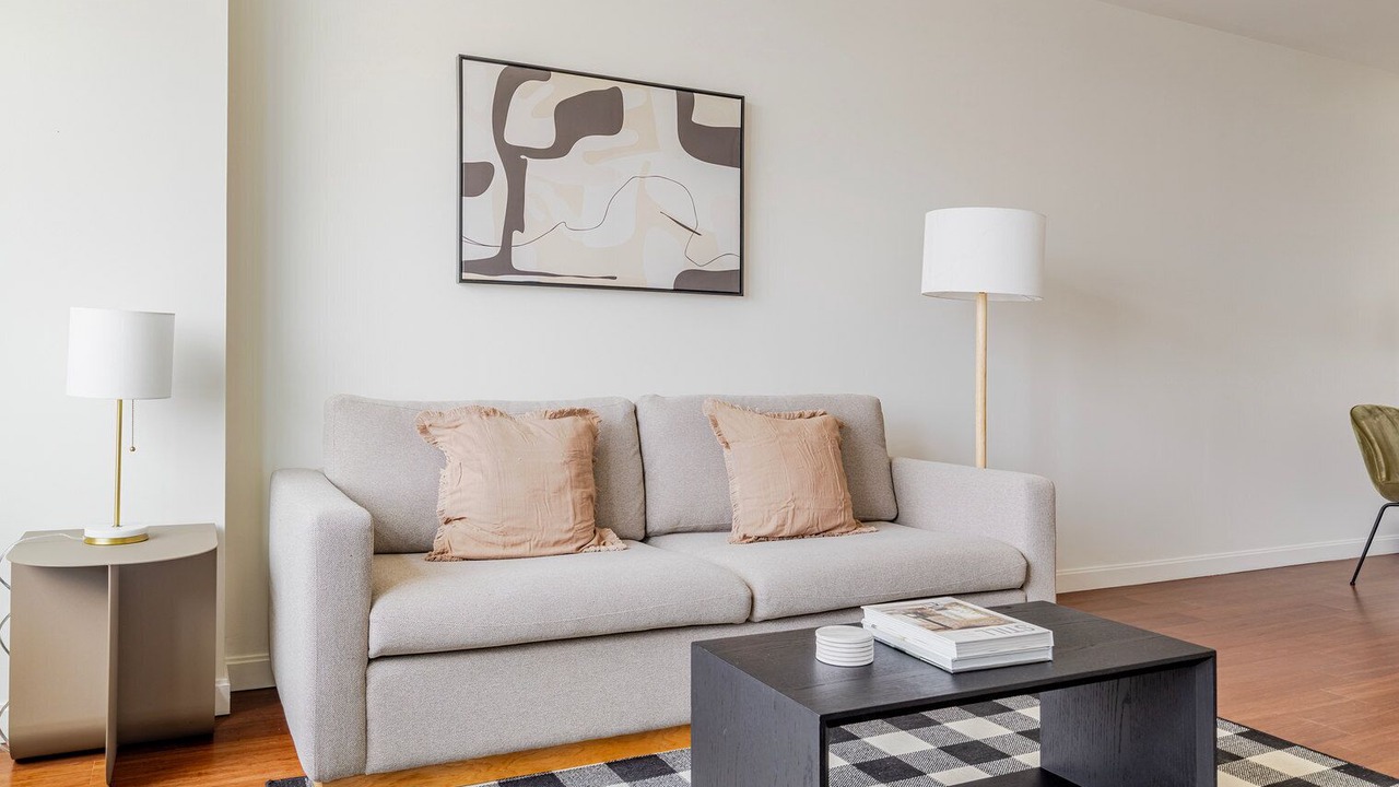 Photo of Livingroom in Cambridgeport