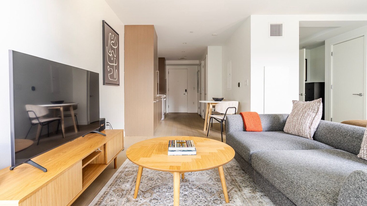 Photo of Livingroom in Shawmut