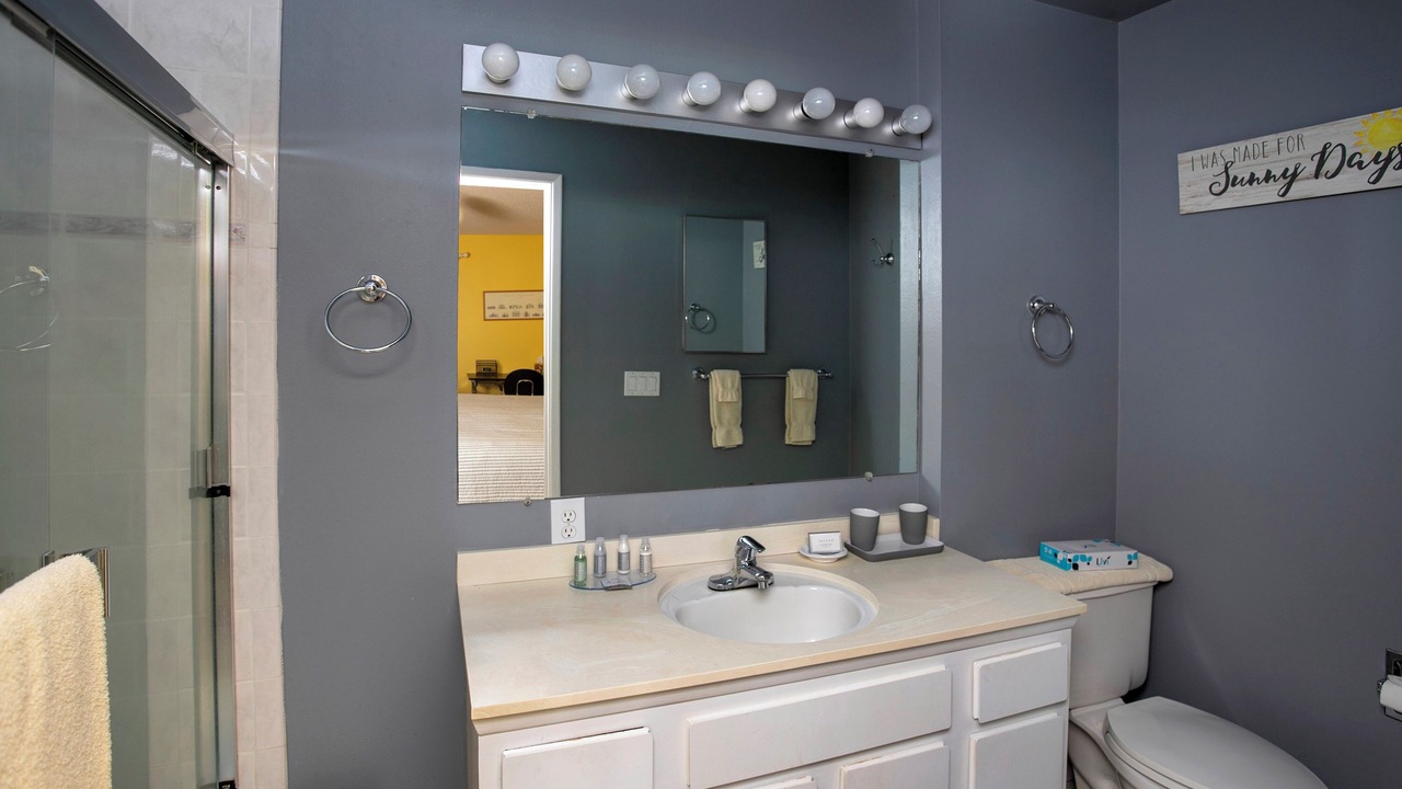 Photo of Bathroom in Gearhart