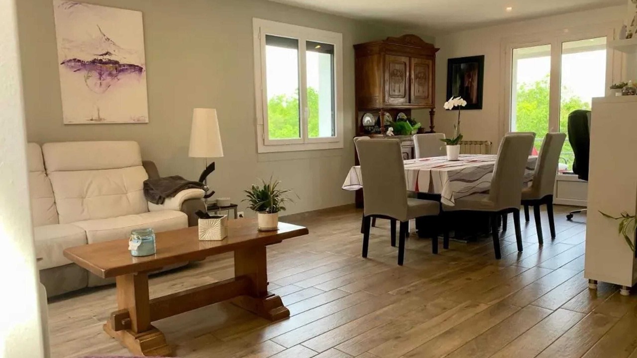 Photo of Livingroom in Labruguiere