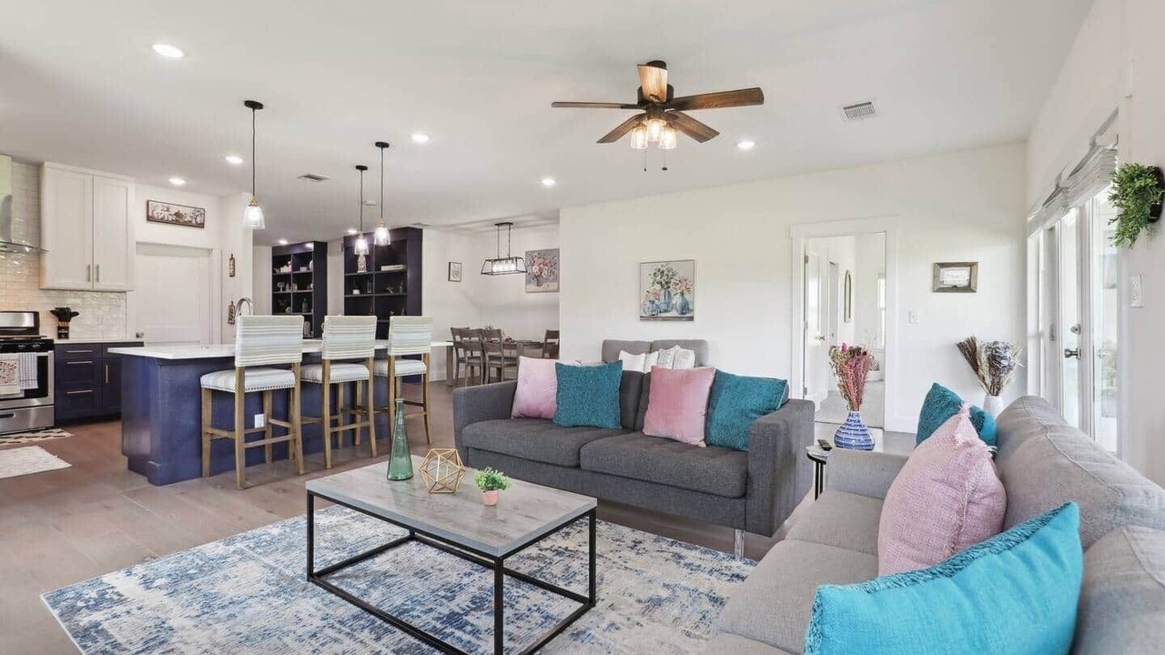 Photo of Livingroom in Paige