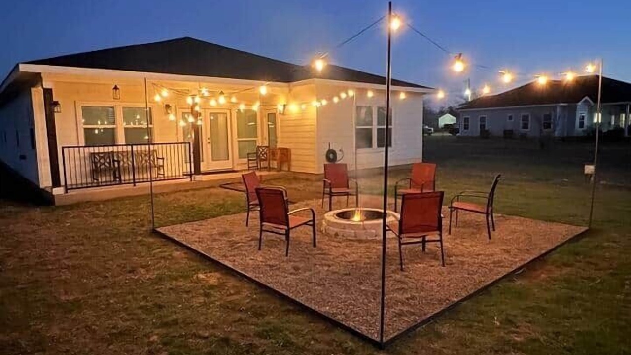 Photo of Patio Balcony in Paige
