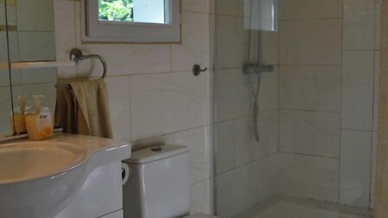 Photo of Bathroom in Morcenx