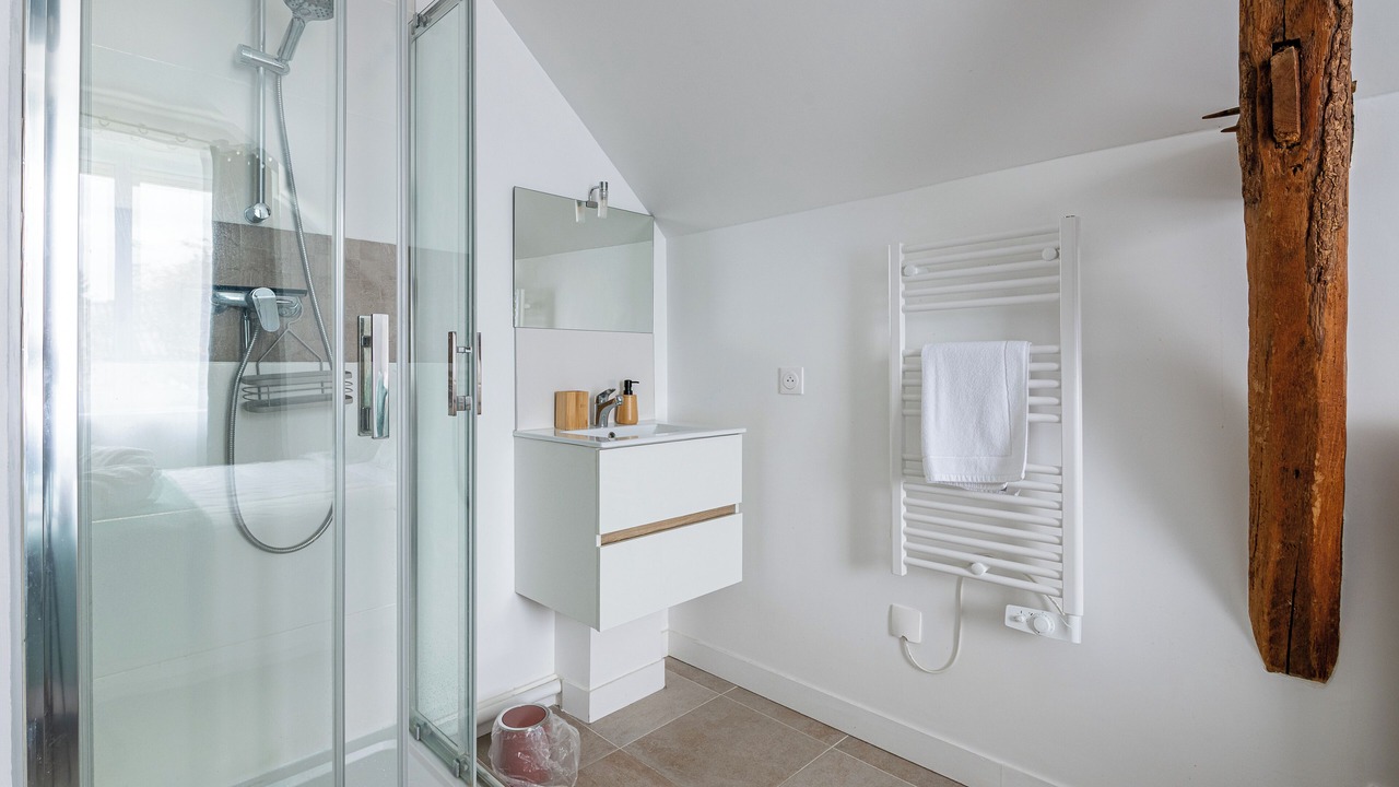 Photo of Bathroom in La Grande-Paroisse