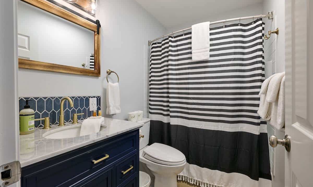 Photo of Bathroom in Lincoln City
