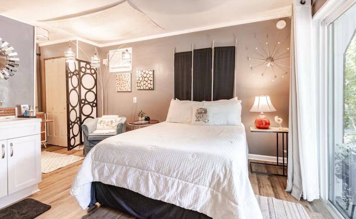 Photo of Bedroom in Charleston