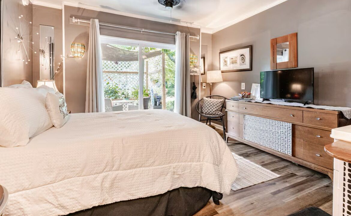 Photo of Bedroom in Charleston