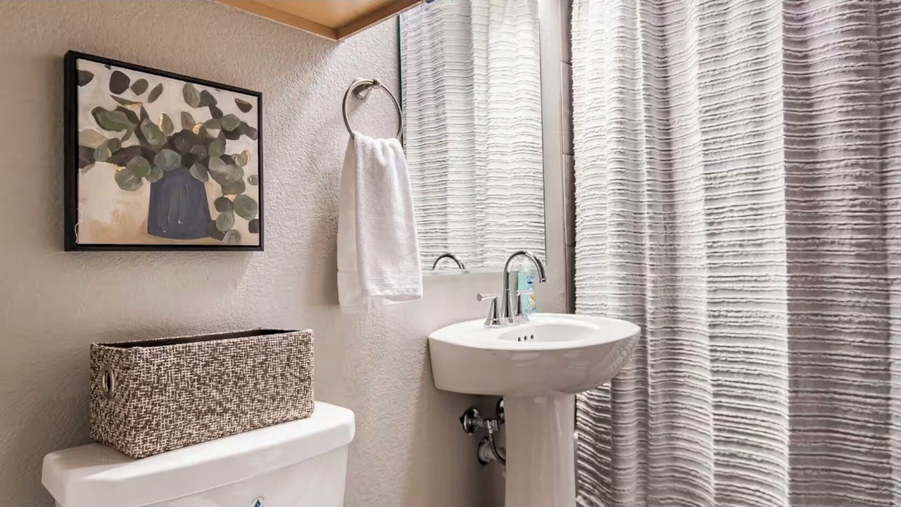 Photo of Bathroom in West Park