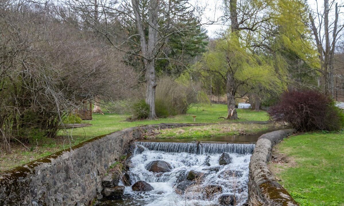 Photo of Others in Garrison