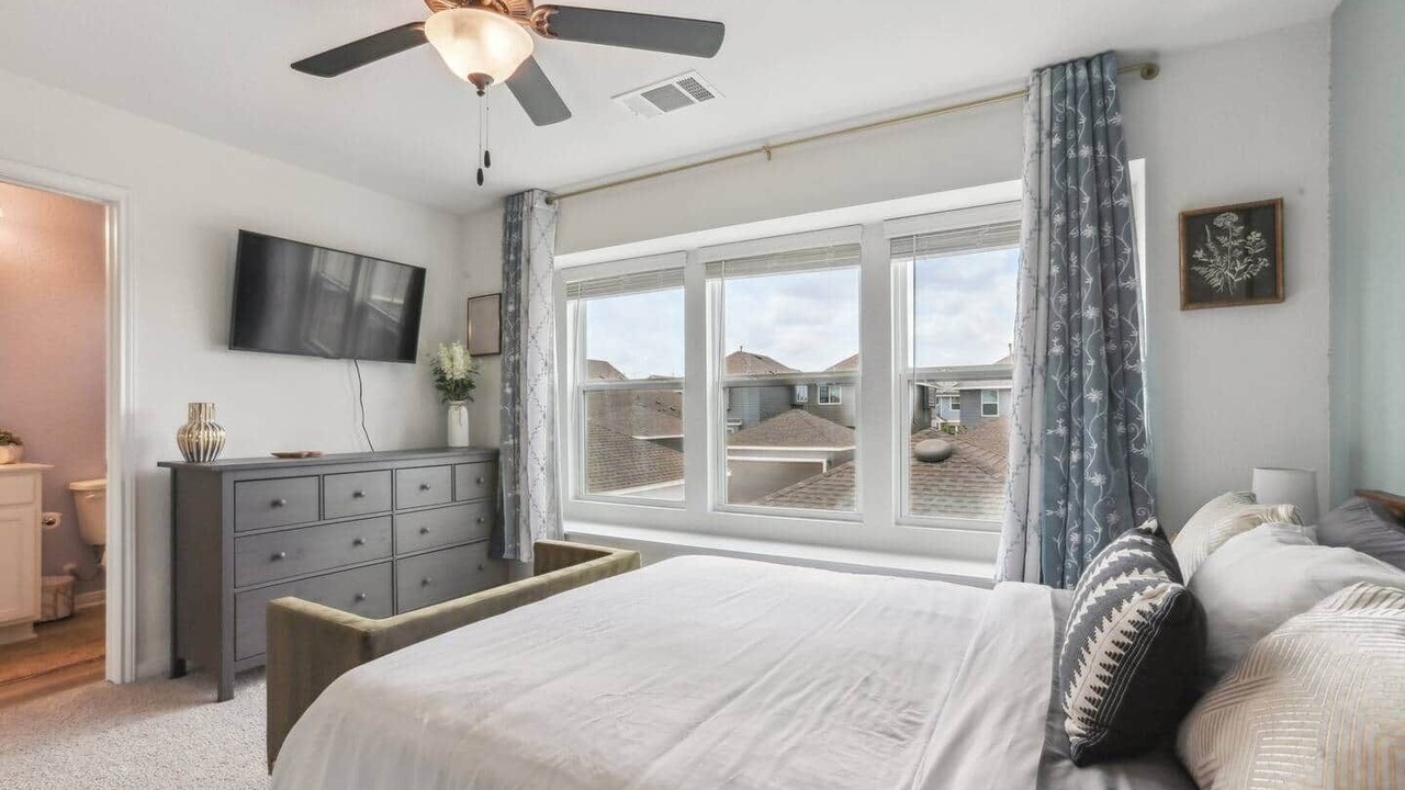 Photo of Bedroom in Pflugerville