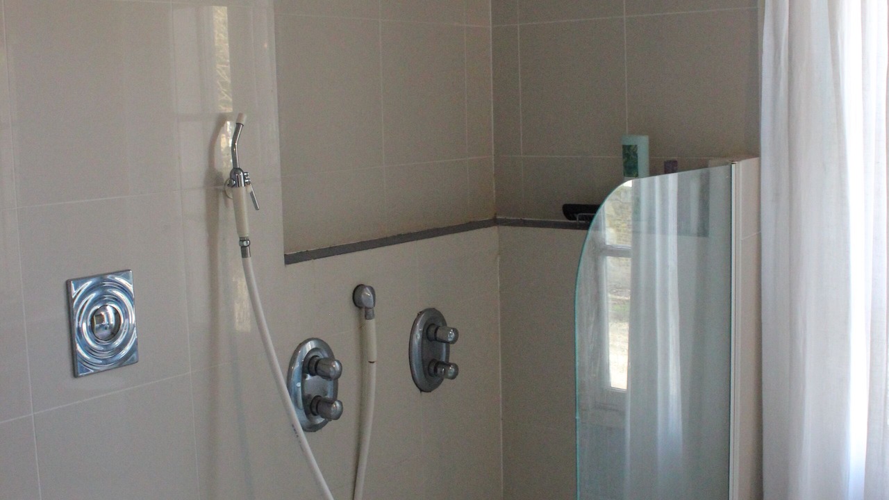 Photo of Bathroom in Fontenoy