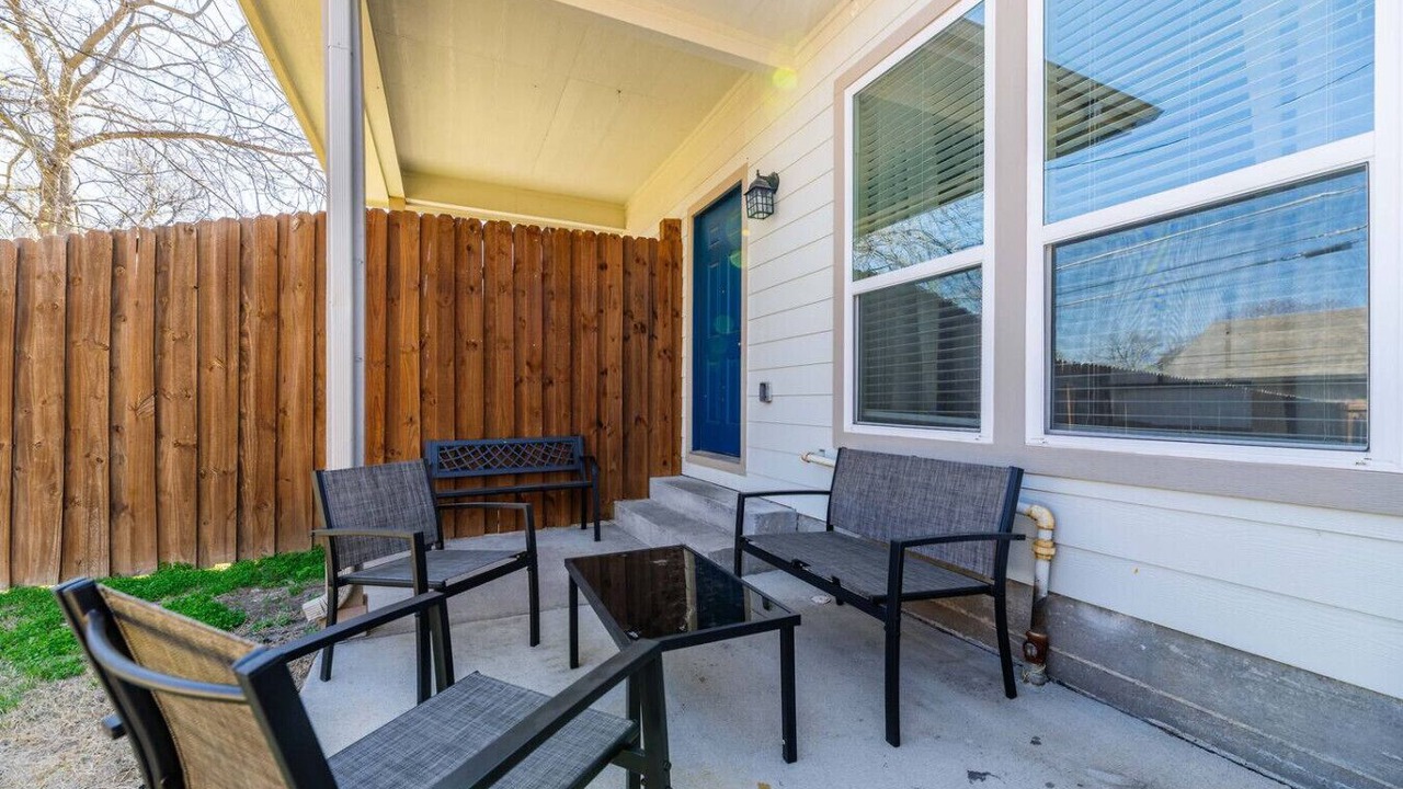 Photo of Patio Balcony in Fort Worth