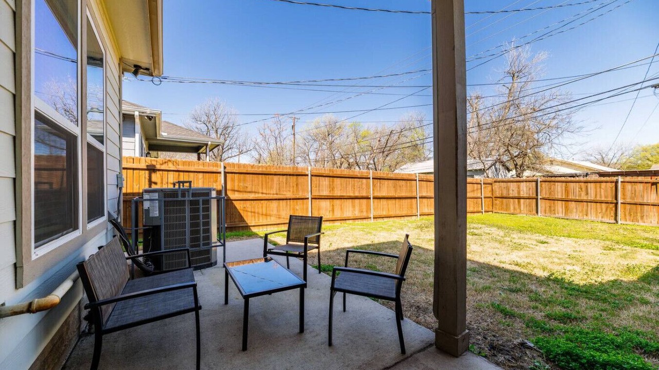 Photo of Patio Balcony in Fort Worth