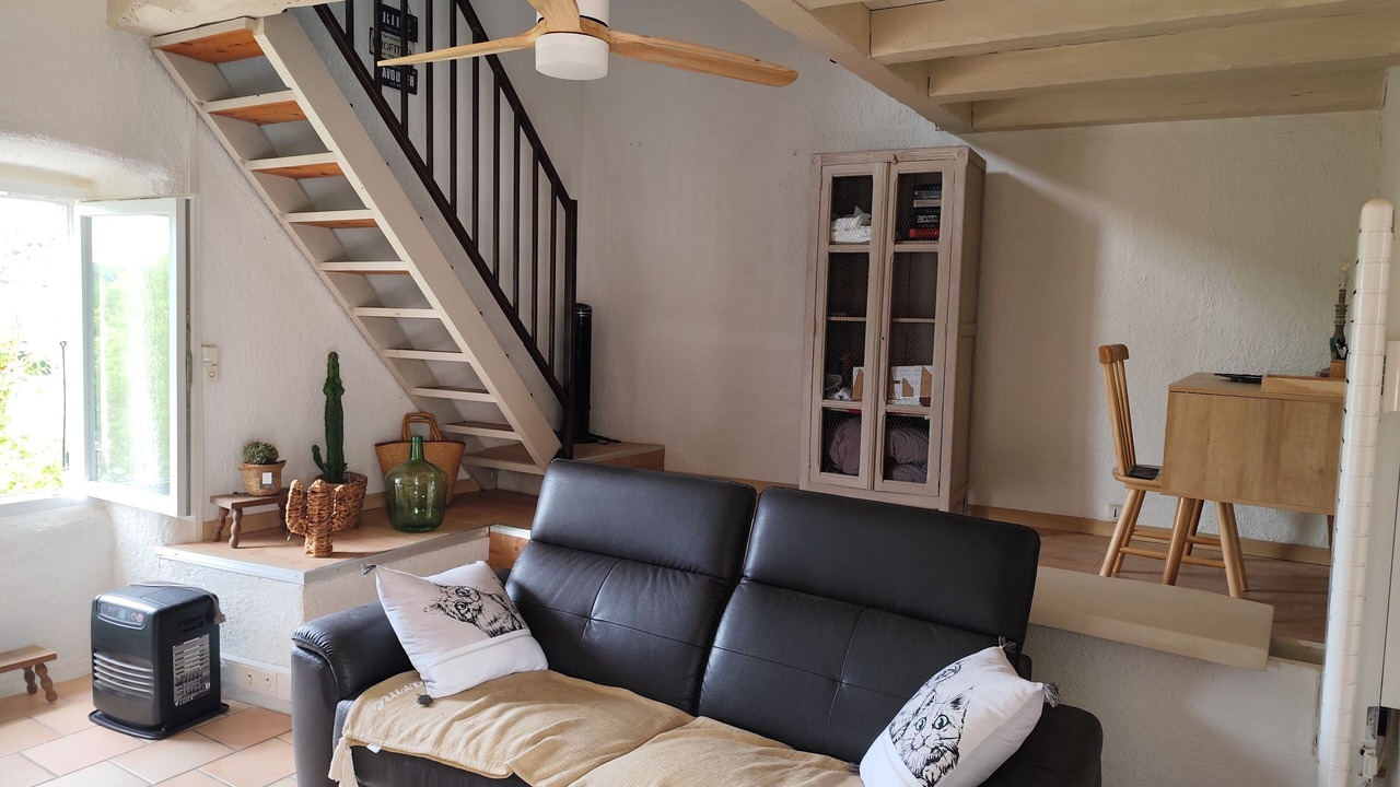 Photo of Livingroom in Allegre Les Fumades