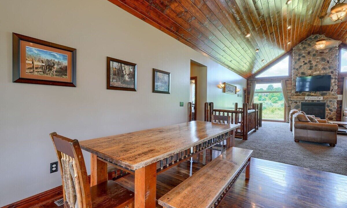 Photo of Others in Rockbridge