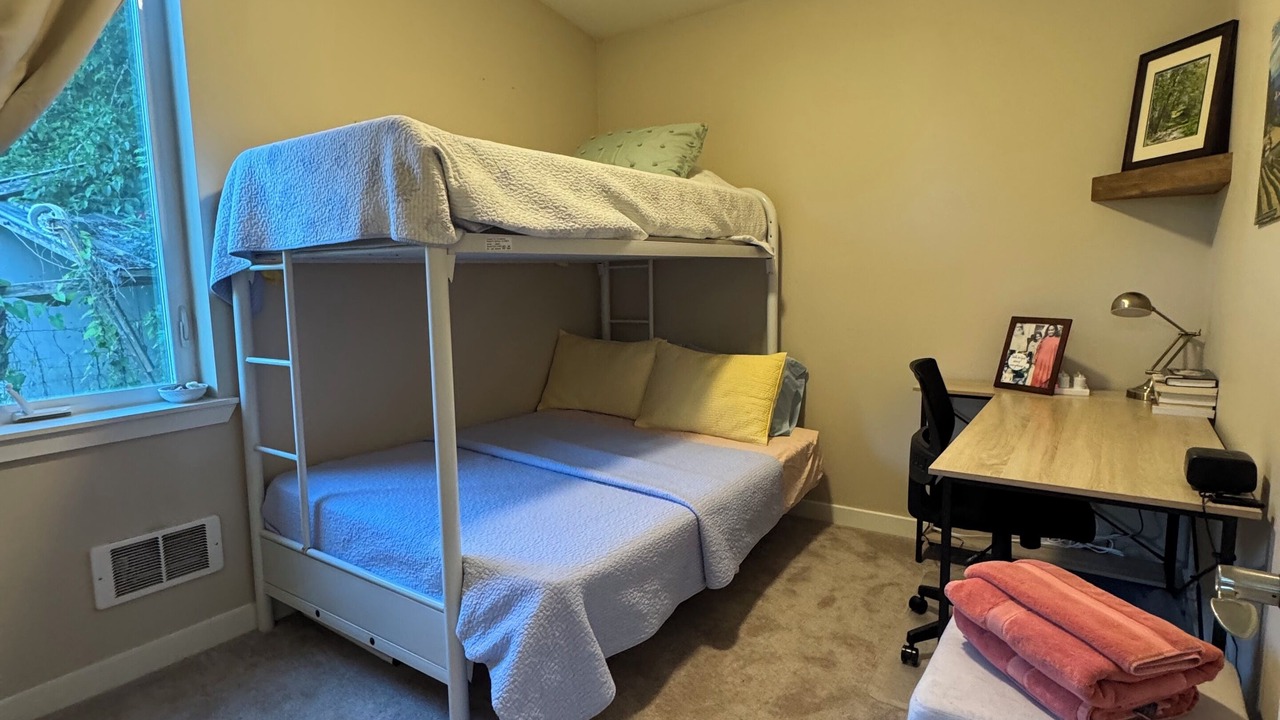 Photo of Bedroom in Lake Stevens