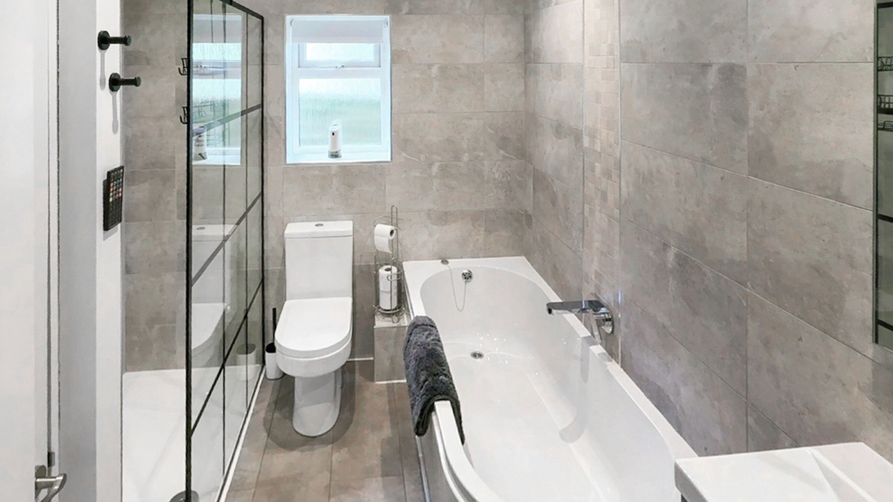 Photo of Bathroom in Wadeford