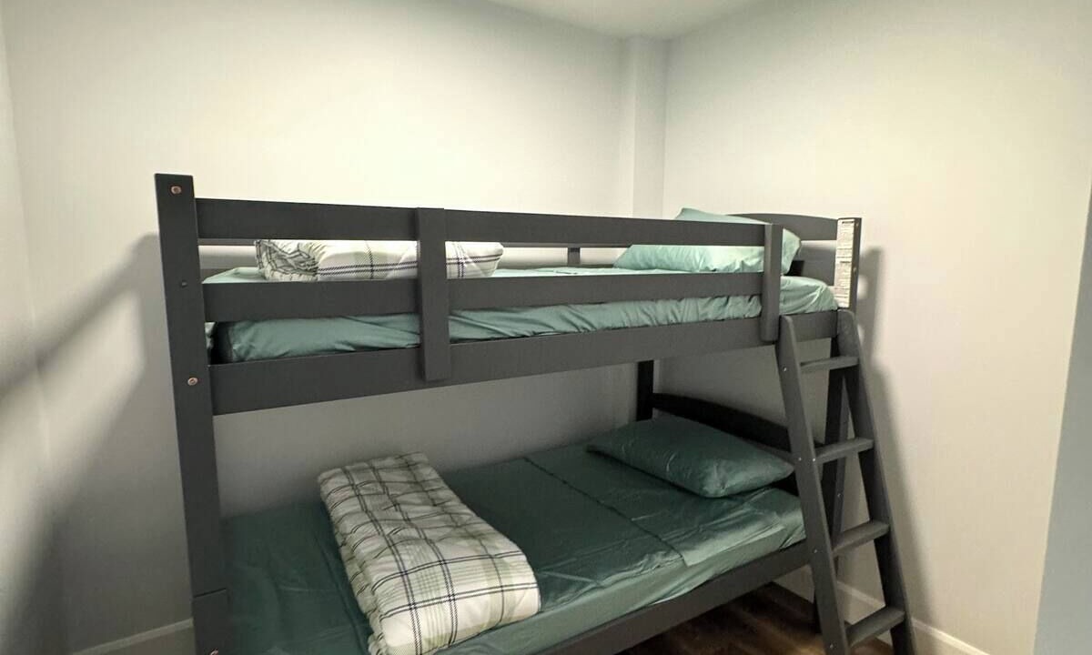 Photo of Bedroom in Grand Bend
